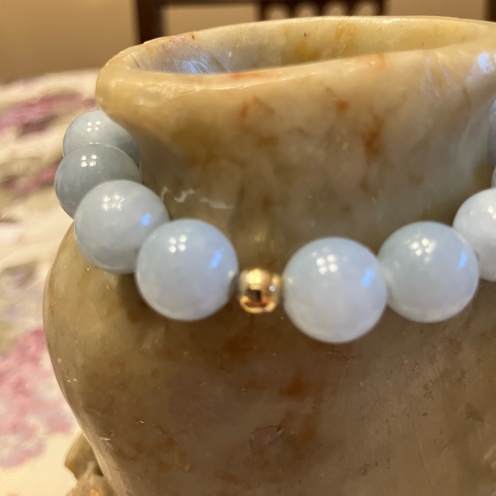 ANGELITE STONES BEAUTIFUL LIGHT BLUE WITH GOLD HEART AND SPACERS - Picture 7 of 13